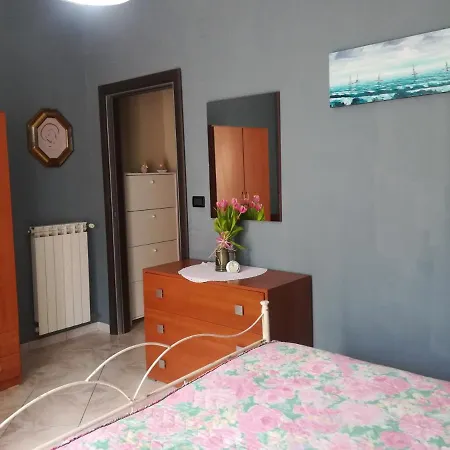 Alojamento de Acomodação e Pequeno-almoço La Maison Fleurie San Nicola Arcella